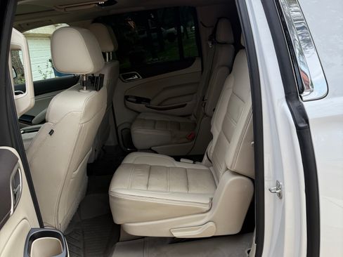 Used 2020 GMC Yukon XL Denali w/ Denali Ultimate Package AWD/4WD image 5