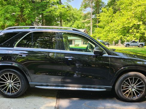 Used 2021 Mercedes-Benz GLE 350 4MATIC image 9