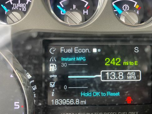 Used 2012 Ford F350 Lariat w/ Lariat Ultimate Pkg image 6