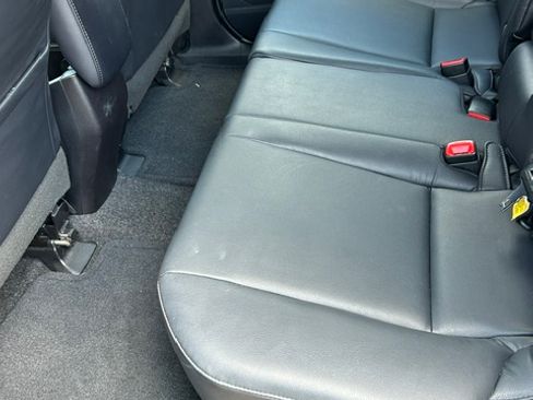 Used 2013 Toyota RAV4 Limited AWD/4WD image 16