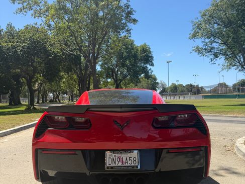 Used 2017 Chevrolet Corvette Stingray Coupe w/ Carbon Flash Badge Package RWD image 8