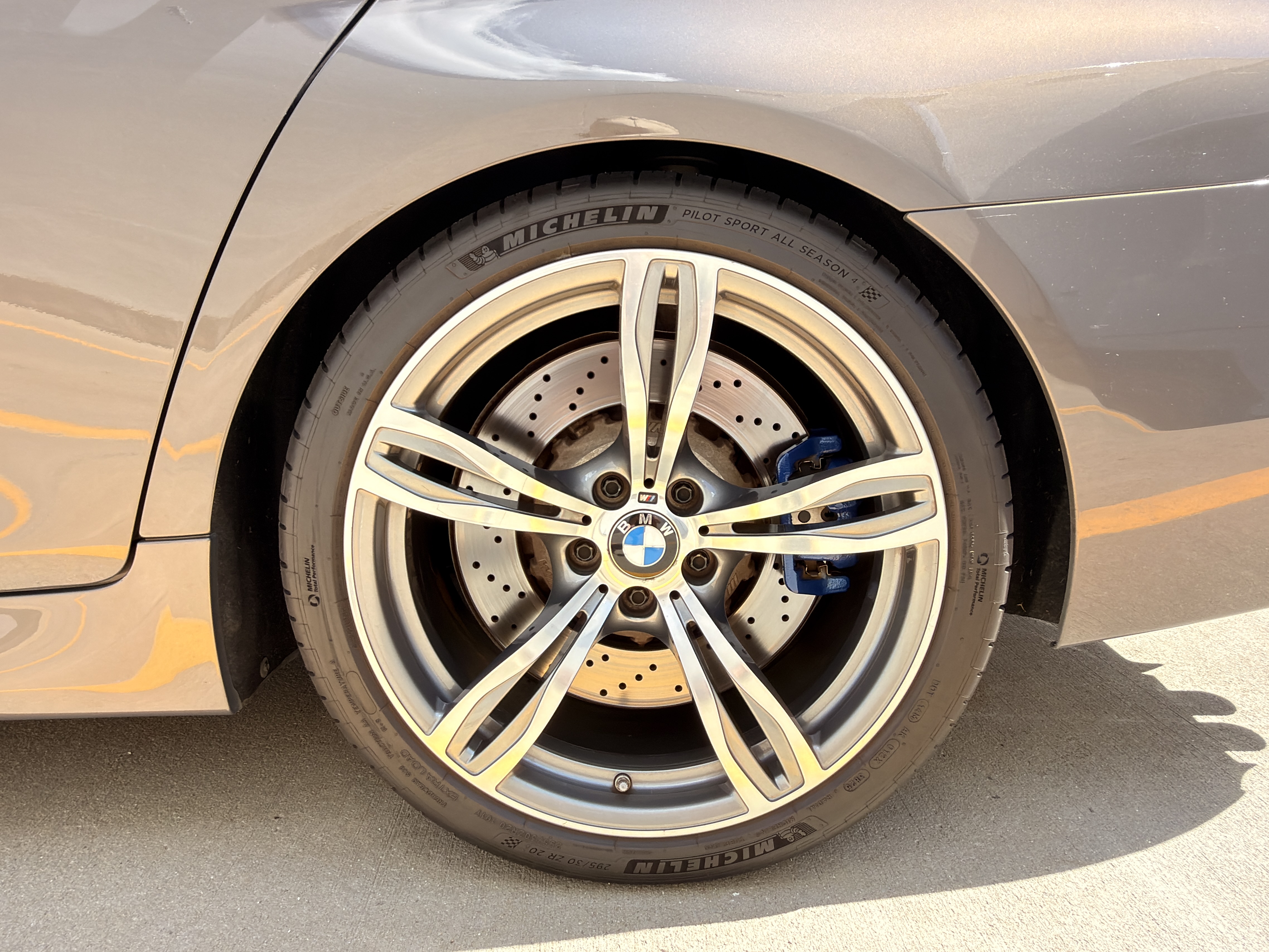 Used 2016 BMW M5 RWD image 12