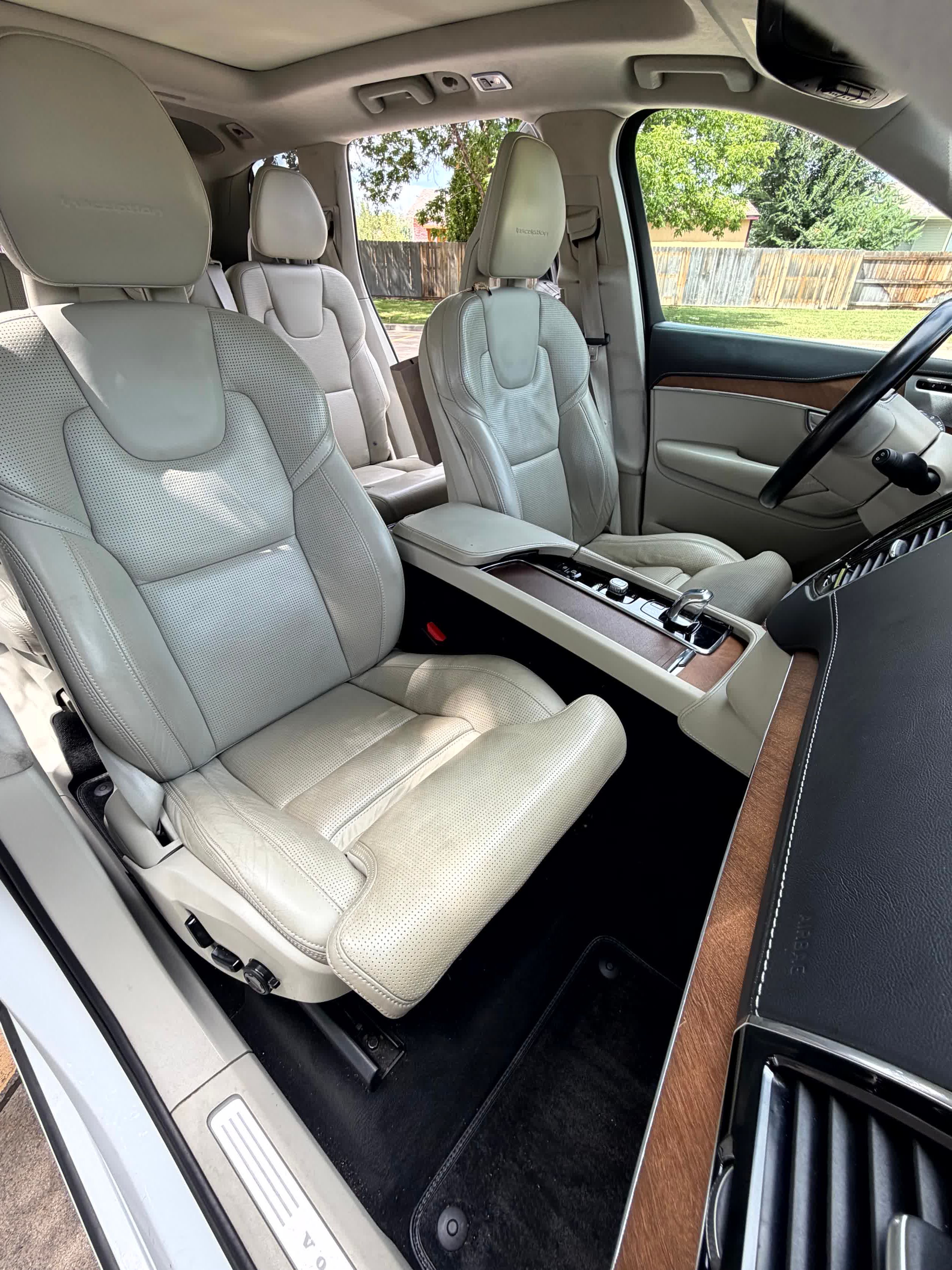Used 2017 Volvo XC90 T8 Inscription AWD/4WD image 17