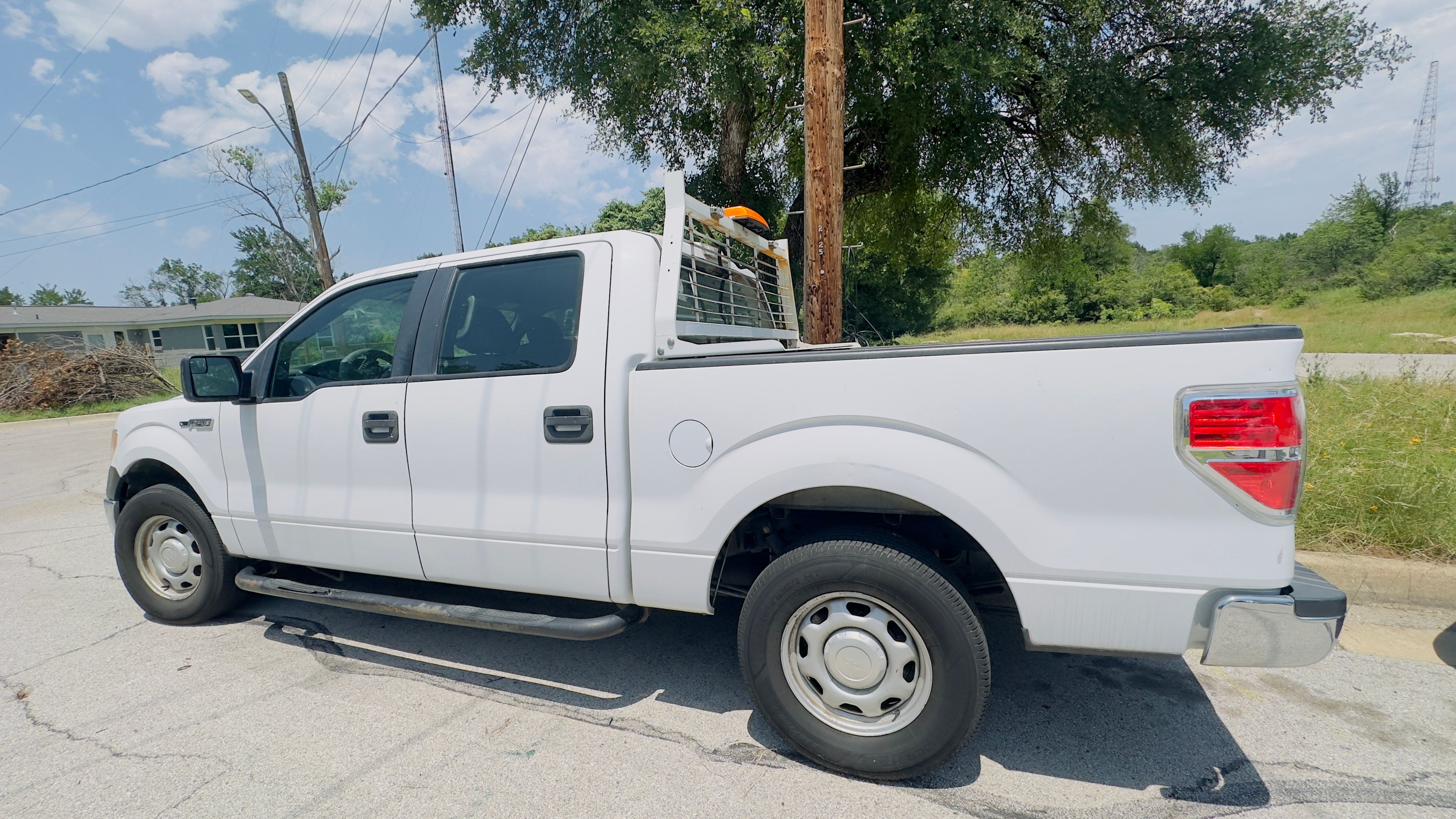 Used 2014 Ford F150 XL w/ Equipment Group 101A Mid RWD image 1