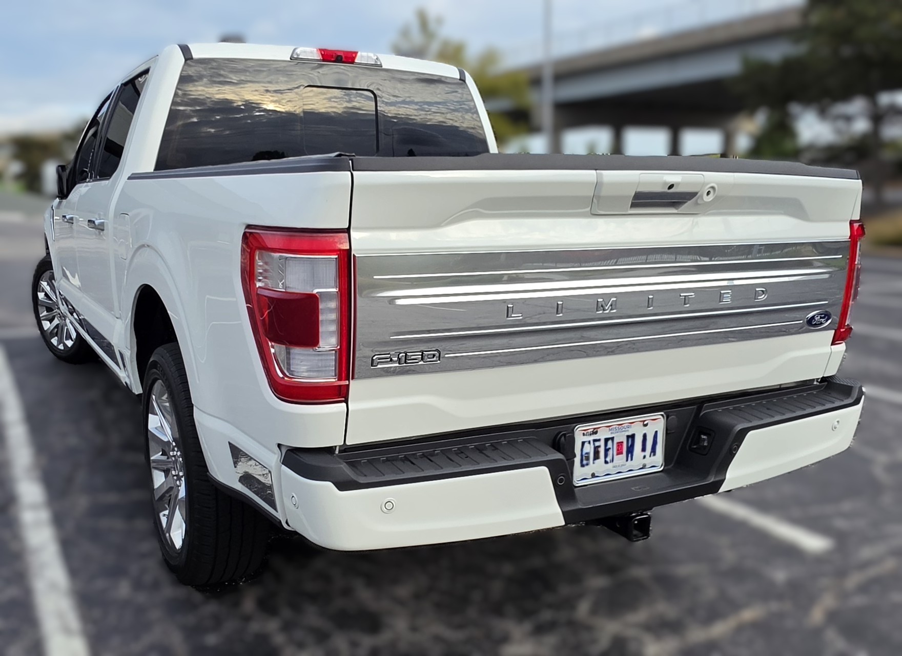 Used 2023 Ford F150 Limited AWD/4WD image 13
