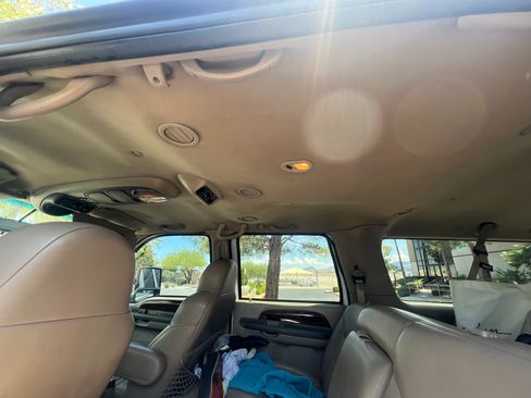 Used 2000 Ford Excursion Limited AWD/4WD image 13