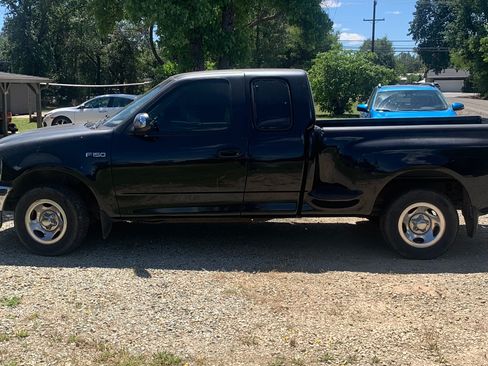 Used 1998 Ford F150 2WD SuperCab image 4