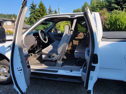 Used 1999 Ford F150 Long Bed image 6