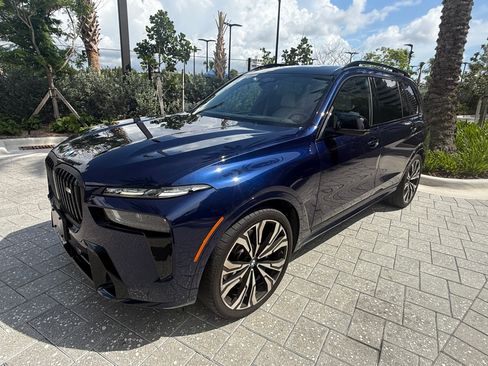Used 2024 BMW X7 M60i w/ Executive Package AWD/4WD image 2