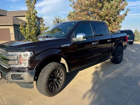 Used 2018 Ford F150 Lariat w/ Equipment Group 502A Luxury image 12