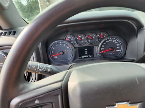 Used 2020 Chevrolet Silverado 1500 Custom image 14