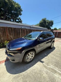Used 2014 Jeep Cherokee Limited w/ Luxury Group AWD/4WD image 1