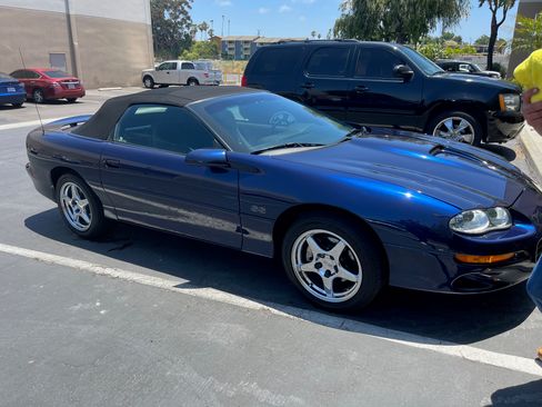 Used 2002 Chevrolet Camaro Z28 w/ SS Performance/Appearance Pkg image 23