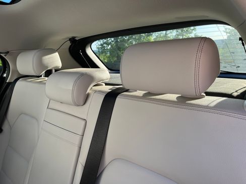 Used 2018 Mercedes-Benz GLA 250 image 24