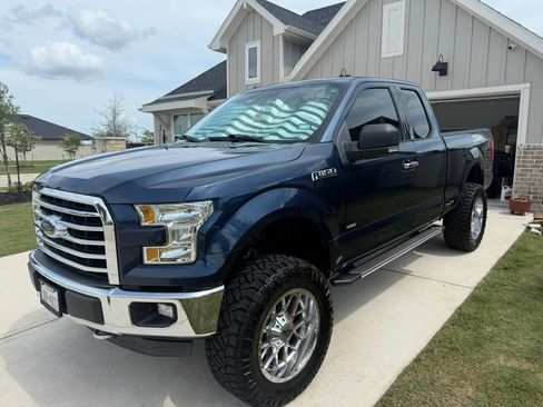 Used 2016 Ford F150 XLT w/ Equipment Group 302A Luxury AWD/4WD image 4