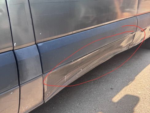 Used 2007 Dodge Sprinter 2500 w/ Comfort Seating Group image 2