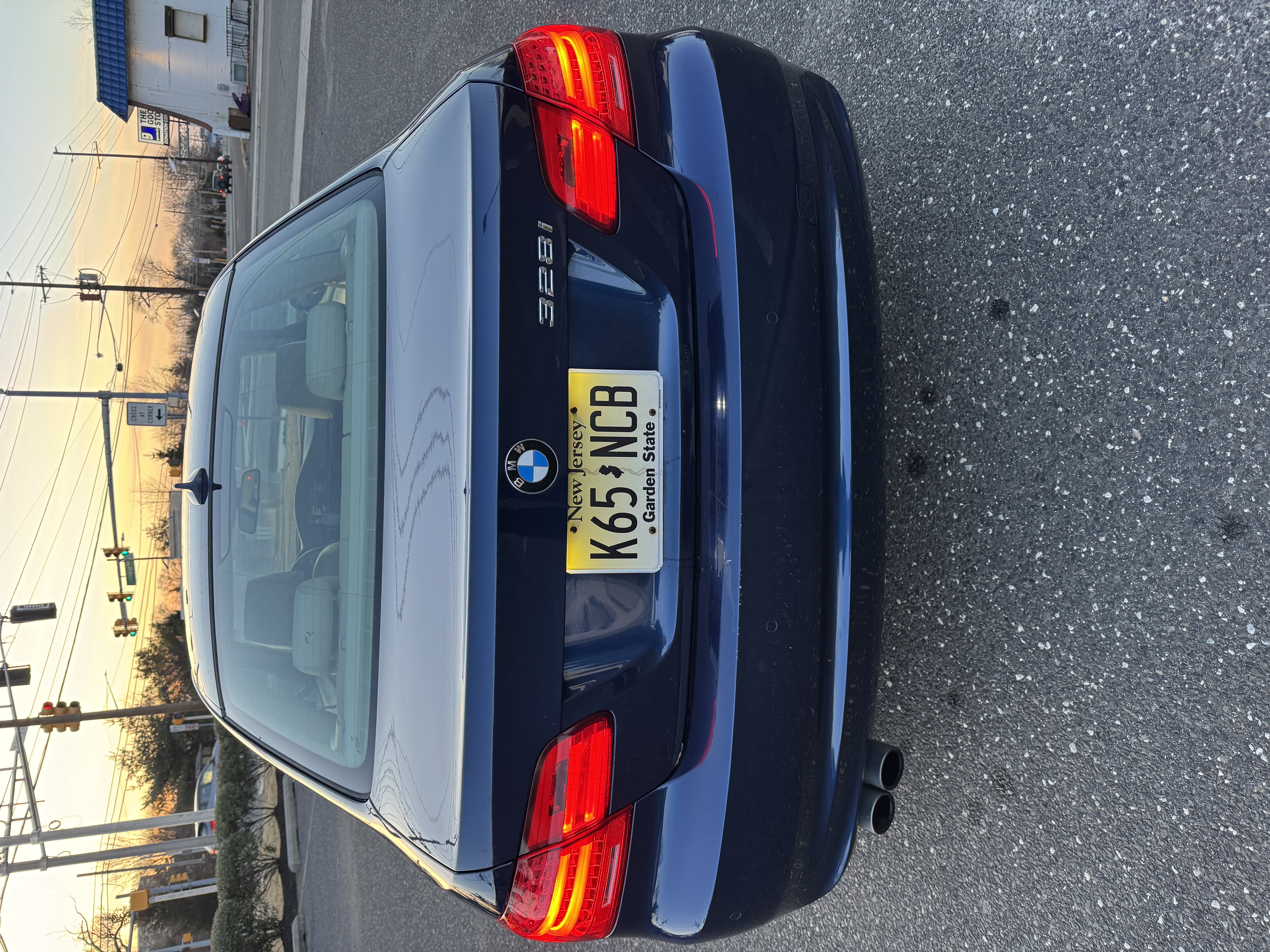 Used 2013 BMW 328i xDrive Coupe AWD/4WD image 10