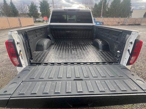 Used 2023 GMC Sierra 3500 SLE w/ SLE Value Package image 8