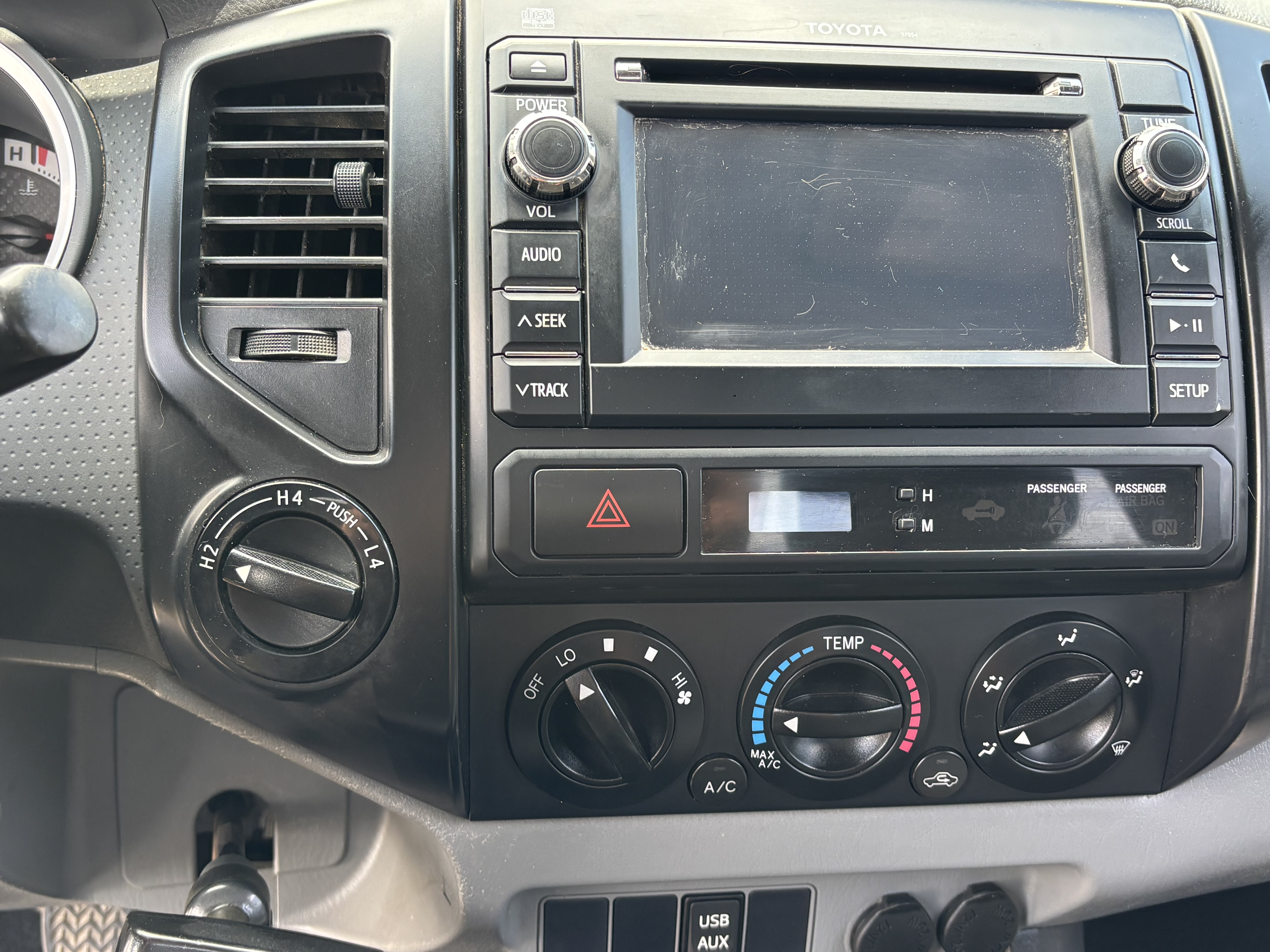 Used 2013 Toyota Tacoma 4x4 Regular Cab image 13