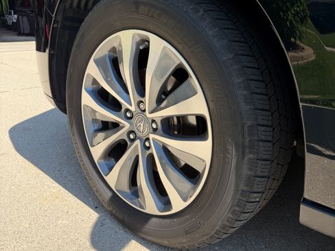 Used 2016 Acura MDX SH-AWD w/ Tech & Entertainment image 4