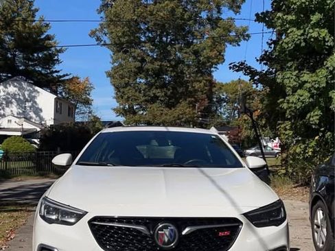 Used 2018 Buick Regal GS w/ Driver Confidence Package #2 image 4
