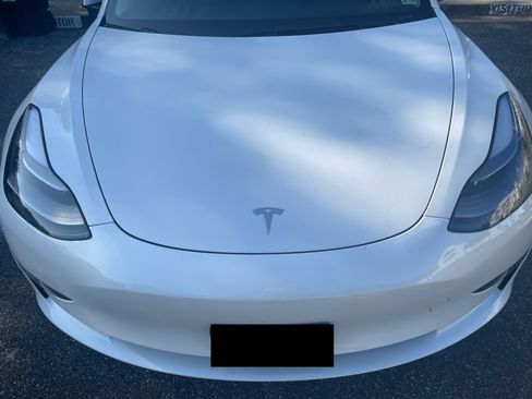 Used 2023 Tesla Model 3 Standard Range image 6