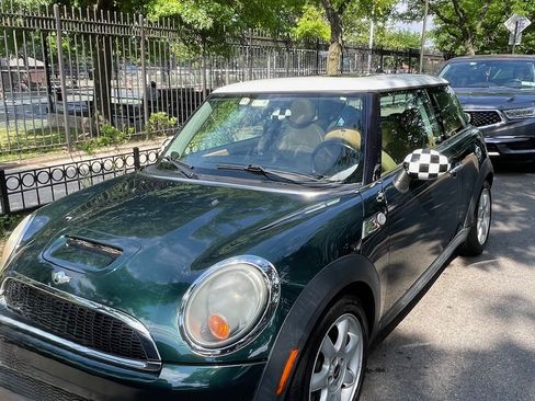 Used 2010 MINI Cooper S FWD image 4