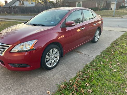 Used 2014 Nissan Sentra SL w/ Premium Package image 2
