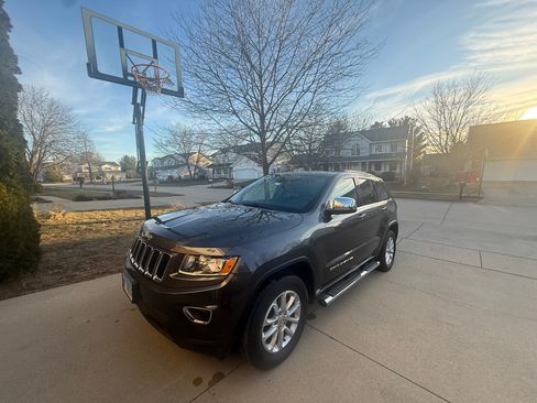 Used 2016 Jeep Grand Cherokee Laredo w/ Quick Order Package 23E image 10