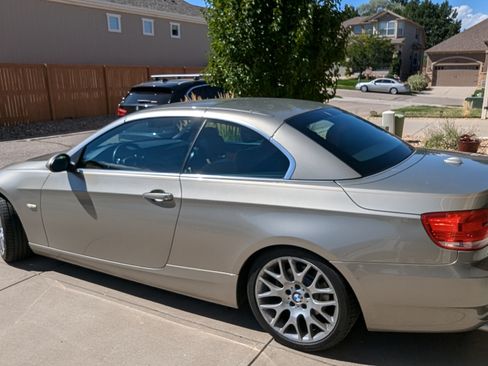 Used 2009 BMW 328i Convertible image 11