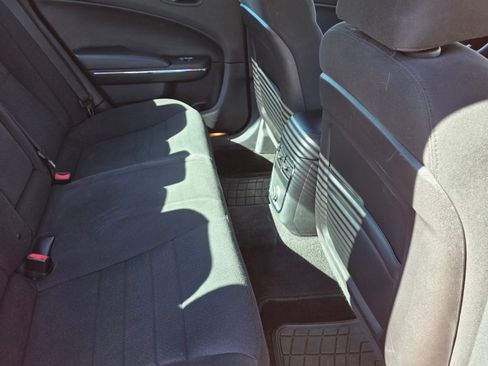 Used 2014 Dodge Charger SXT image 13