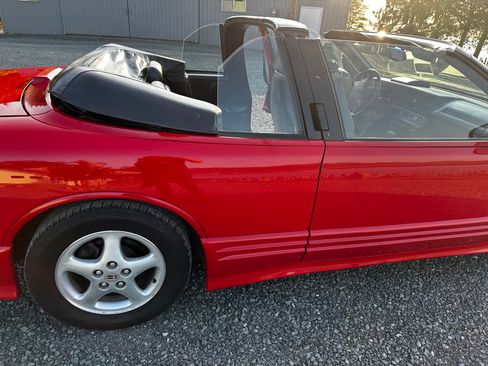 Used 1994 Oldsmobile Cutlass Supreme Convertible FWD image 11