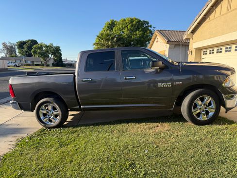 Used 2017 RAM 1500 Lone Star AWD/4WD image 11