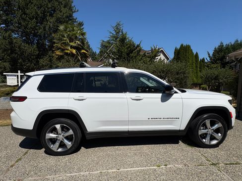 Used 2021 Jeep Grand Cherokee L Limited w/ Trailer Tow Group (B) AWD/4WD image 2