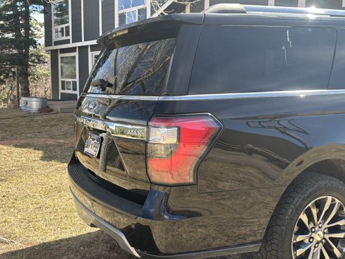 Used 2019 Ford Expedition Max Limited w/ Equipment Group 301A image 8