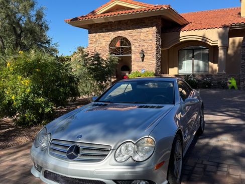Used 2008 Mercedes-Benz SL 550 w/ AMG Sport Pkg image 1