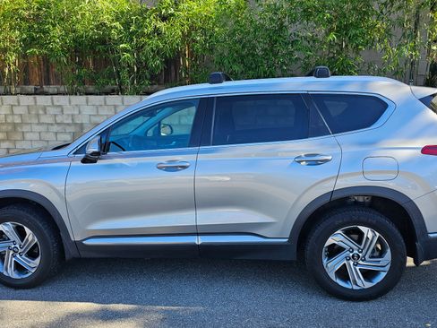 Used 2022 Hyundai Santa Fe SEL image 4