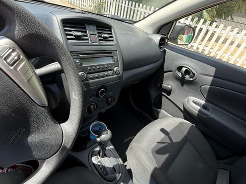 Used 2015 Nissan Versa S Plus FWD image 10