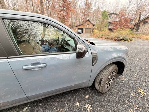 Used 2024 Ford Maverick Lariat image 15
