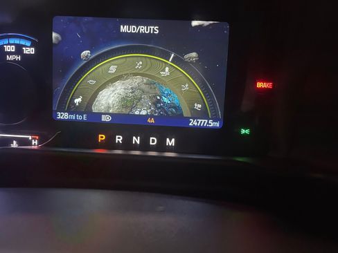 Used 2022 Ford Bronco Wildtrak image 16