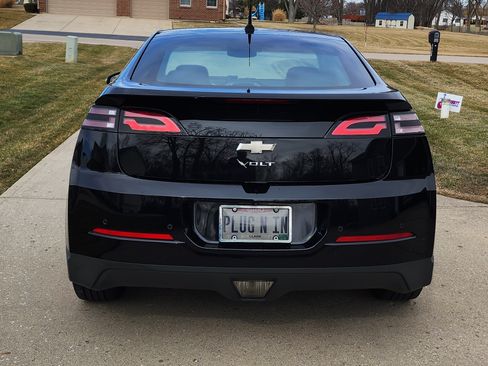 Used 2012 Chevrolet Volt Premium w/ Premium Trim Package image 9