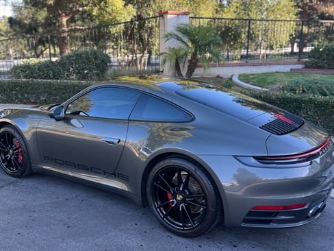 Used 2021 Porsche 911 Carrera image 28