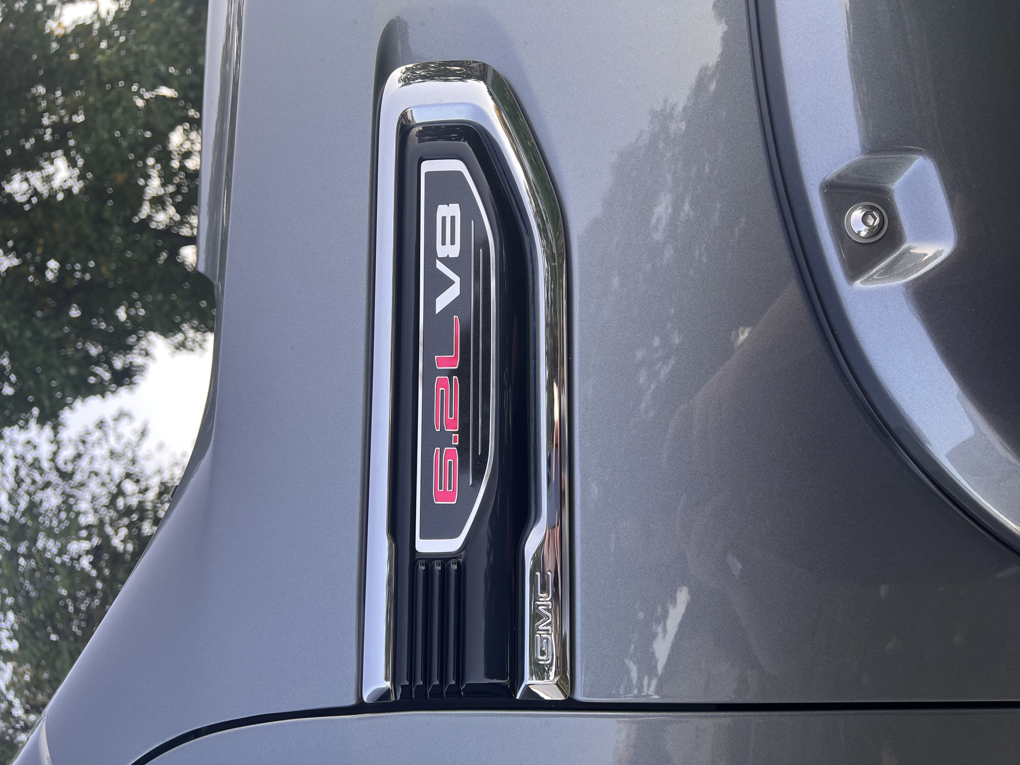 Used 2020 GMC Sierra 1500 SLT w/ SLT Premium Plus Package AWD/4WD image 5
