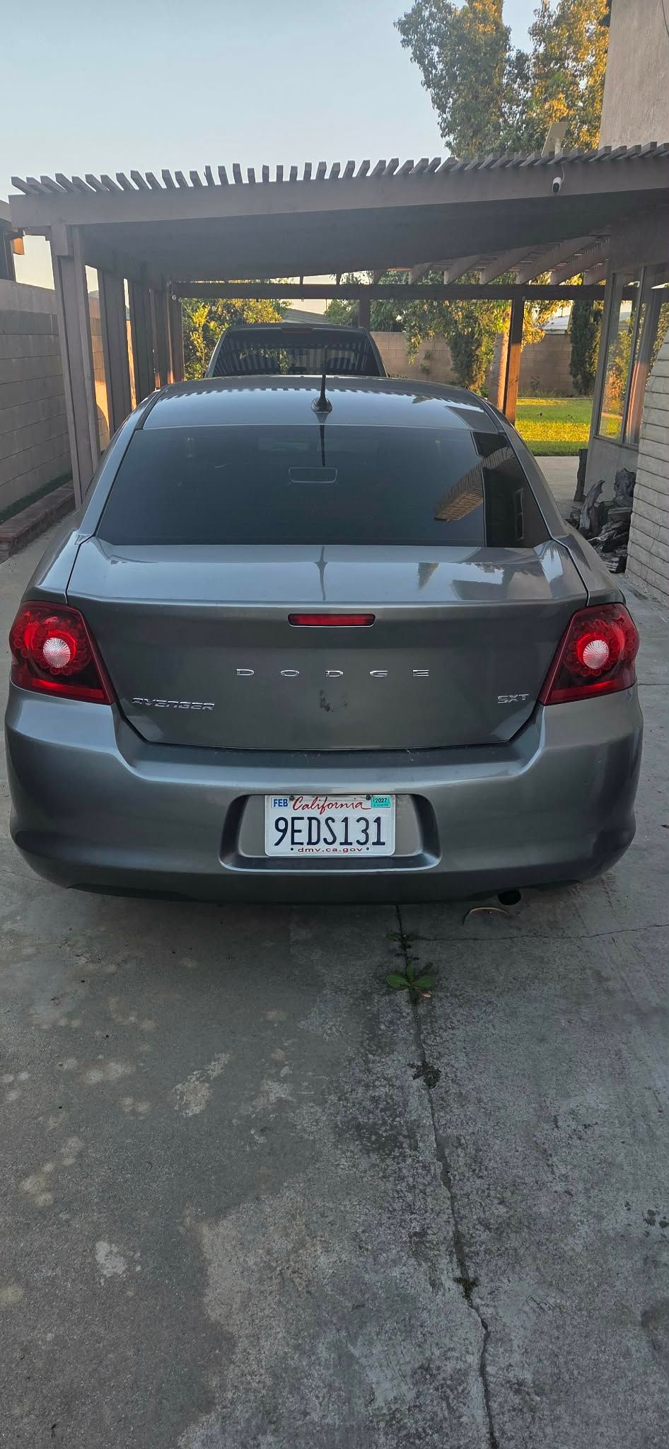 Used 2013 Dodge Avenger SE FWD image 9