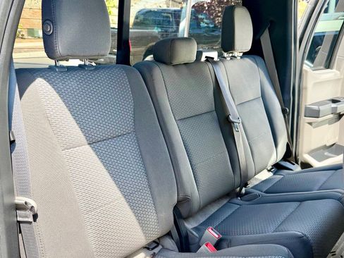 Used 2018 Ford F150 XLT w/ Equipment Group 302A Luxury AWD/4WD image 13