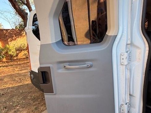 Used 2019 Ford Transit 350 XLT image 21