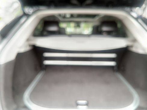 Used 2015 Cadillac SRX Luxury image 4