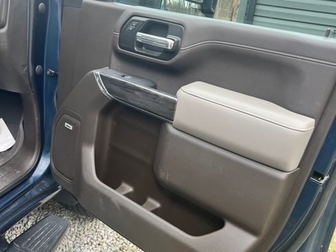 Used 2020 Chevrolet Silverado 2500 LTZ image 22