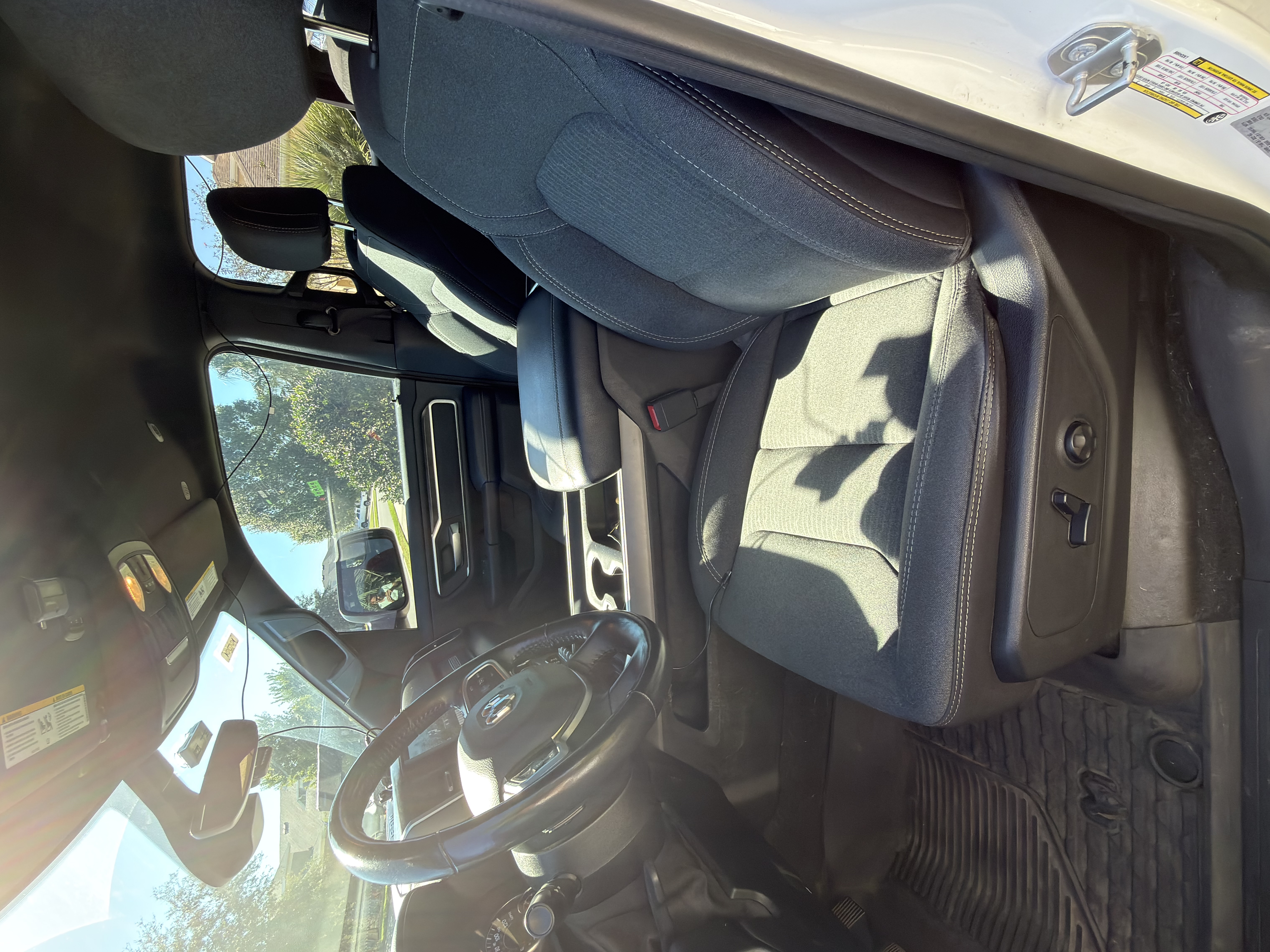 Used 2020 RAM 1500 Big Horn AWD/4WD image 19