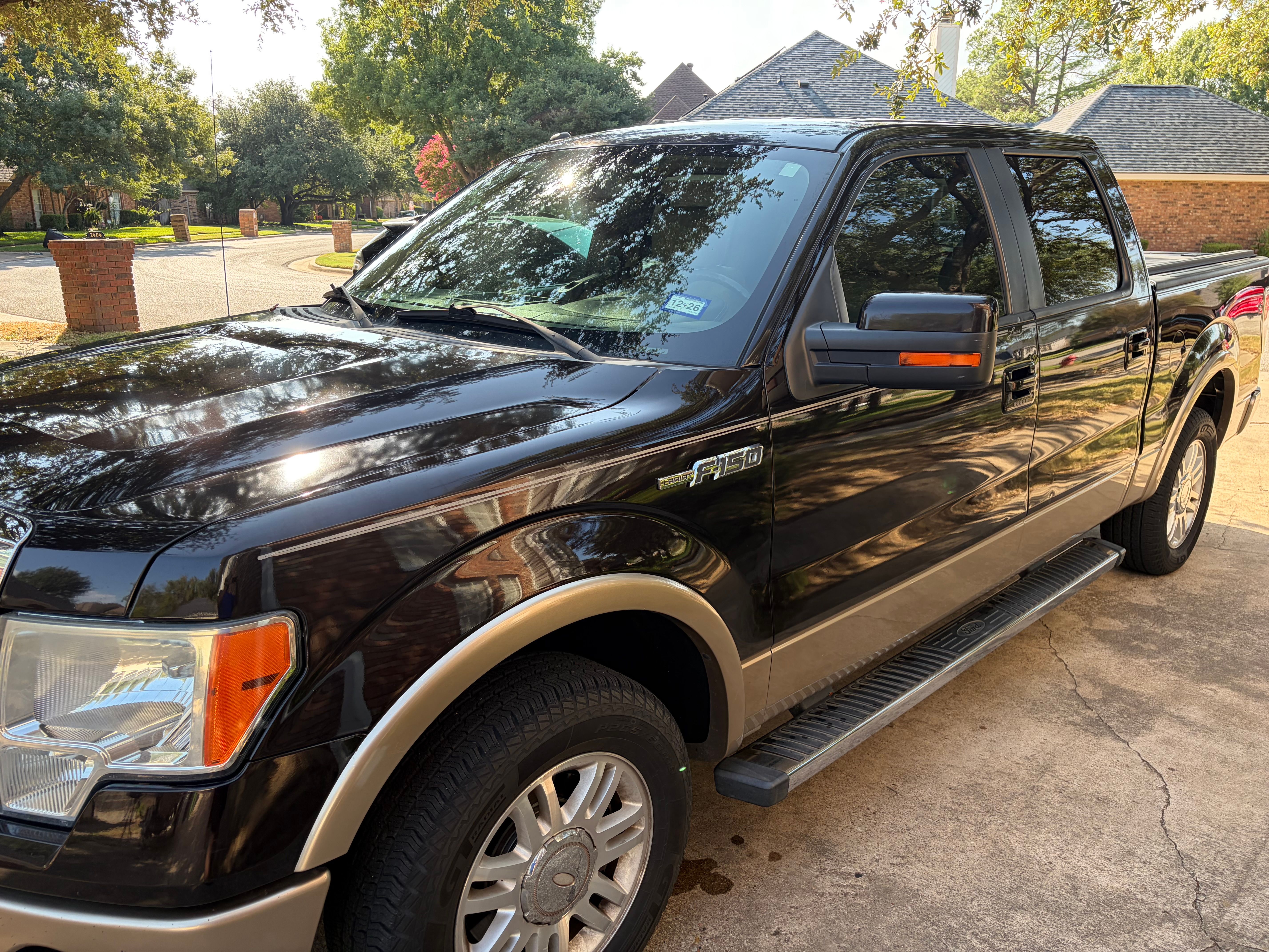 Used 2013 Ford F150 Lariat w/ Mid Equipment Group RWD image 1